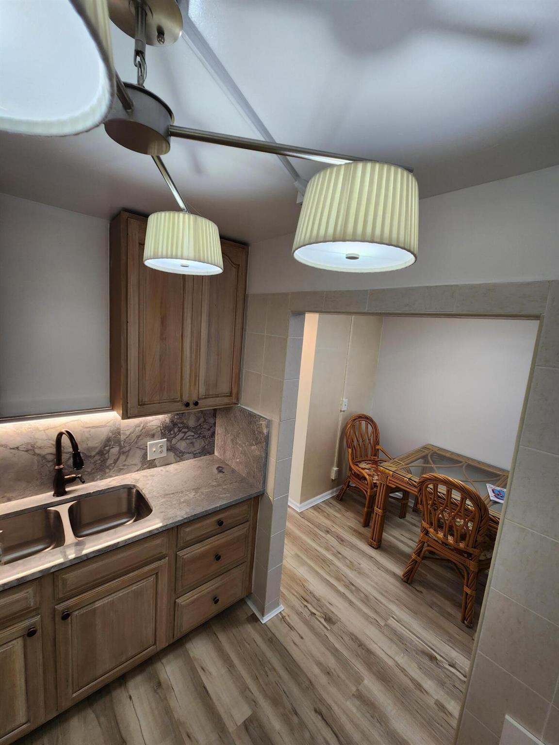 SUFFOLK AT CENTURY VILLAG - Residential Lease