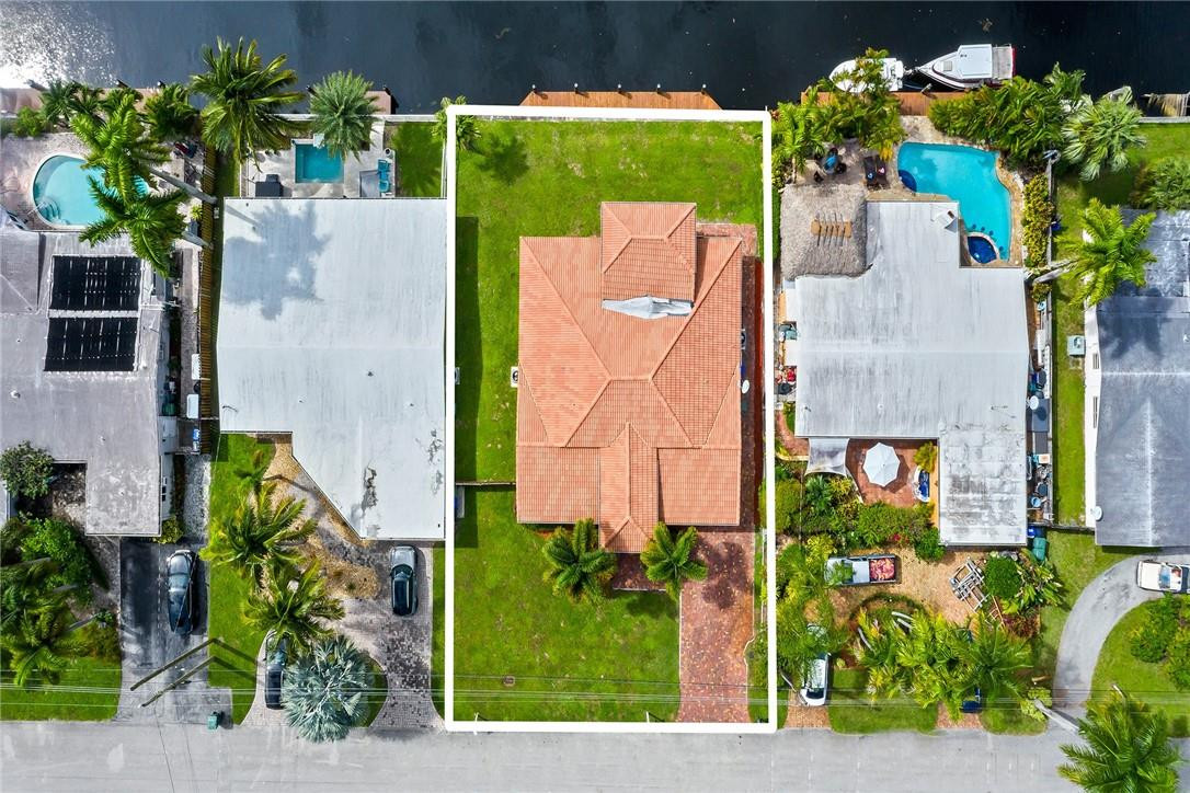 Lauderdale Isles 2 35-33 - Residential
