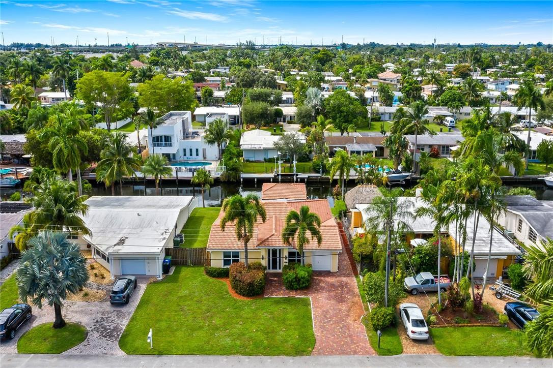Lauderdale Isles 2 35-33 - Residential