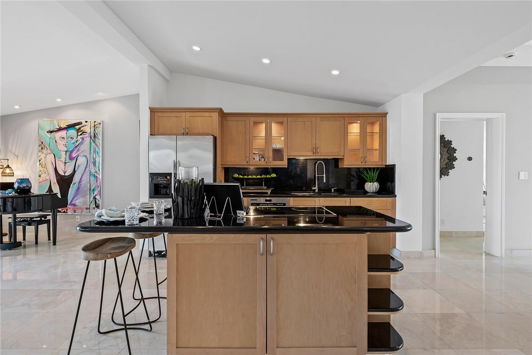 Lauderdale Isles 2 35-33 - Residential