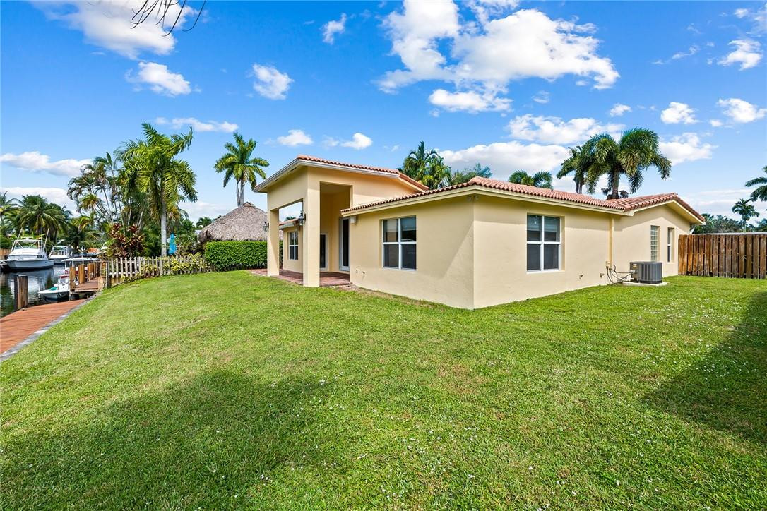Lauderdale Isles 2 35-33 - Residential