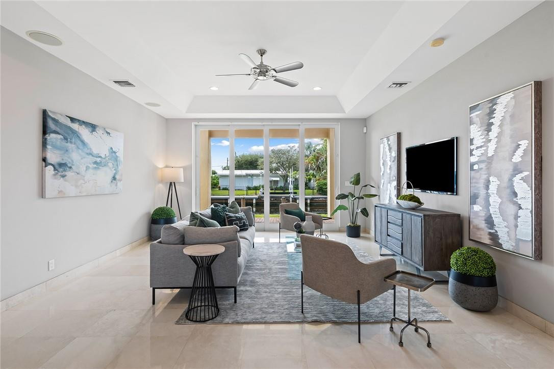 Lauderdale Isles 2 35-33 - Residential