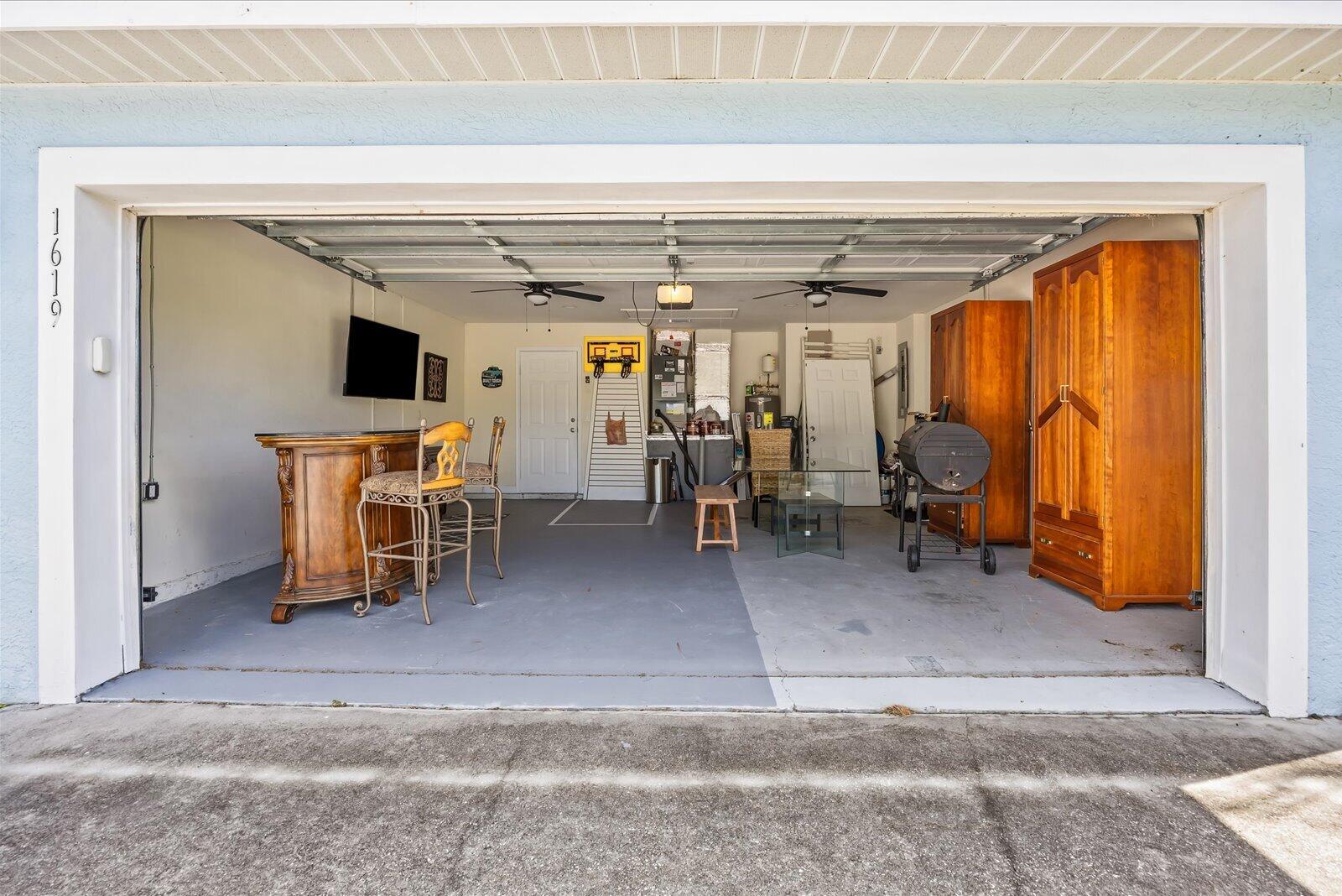 PORT ST LUCIE SECTION 8 - Residential