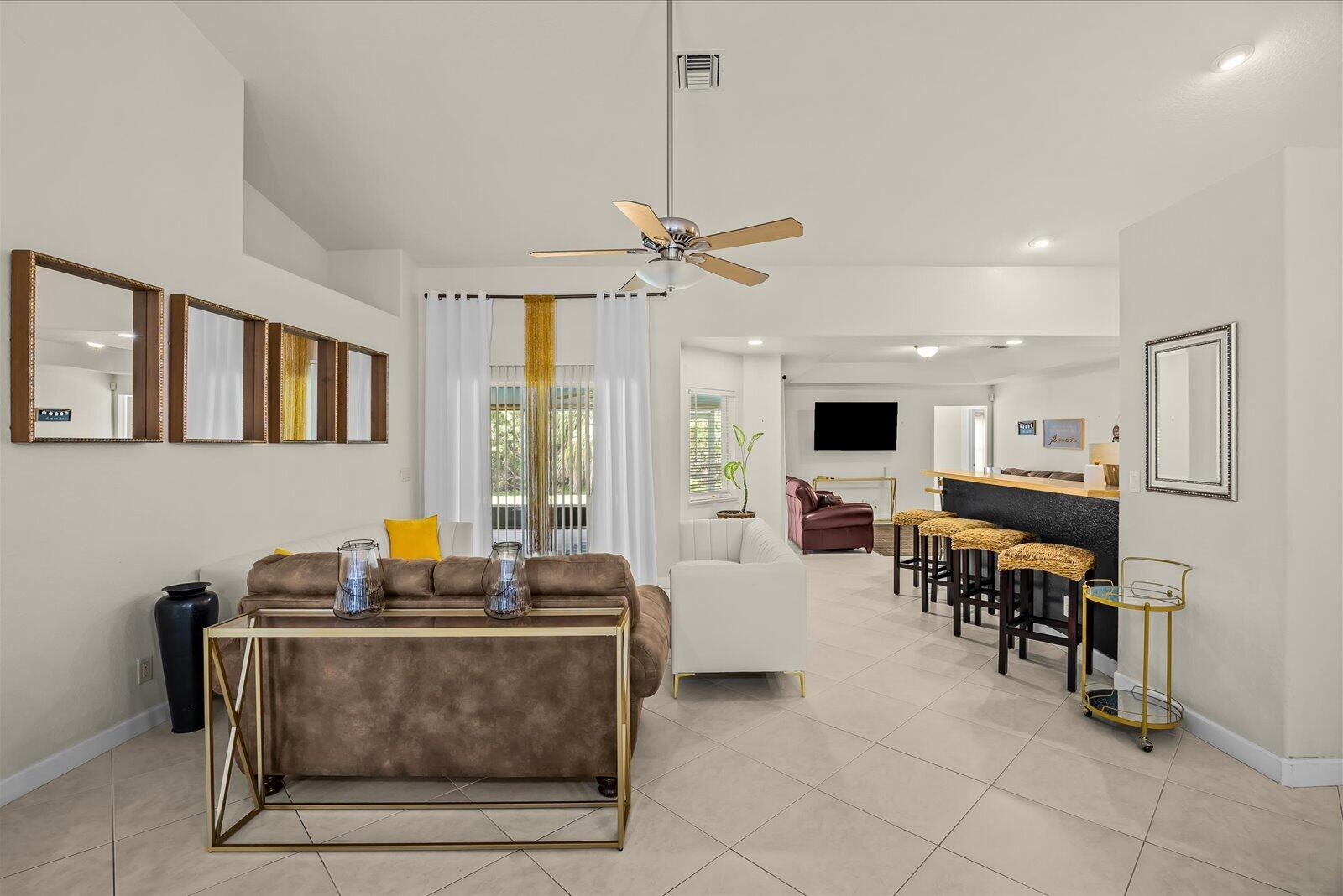 PORT ST LUCIE SECTION 8 - Residential