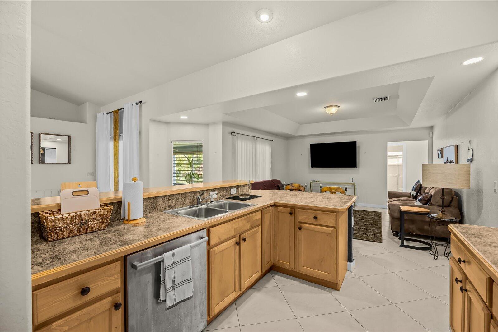 PORT ST LUCIE SECTION 8 - Residential