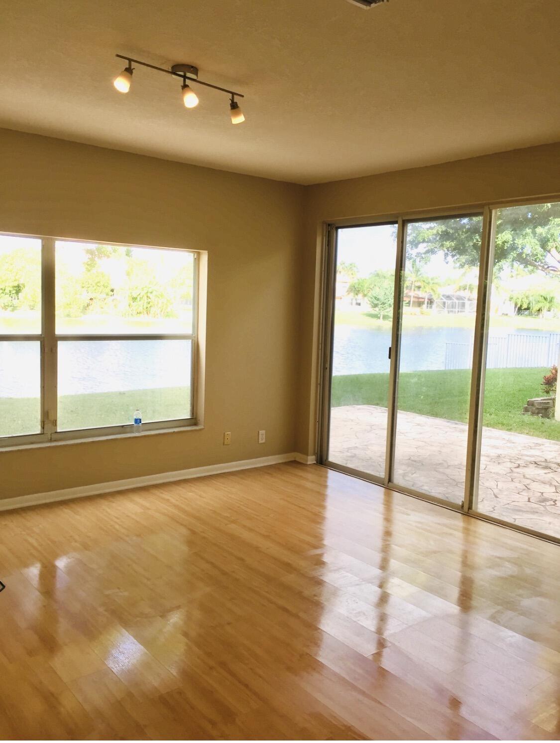 SILVER LAKES PHASE II REPLAT - Residential Lease