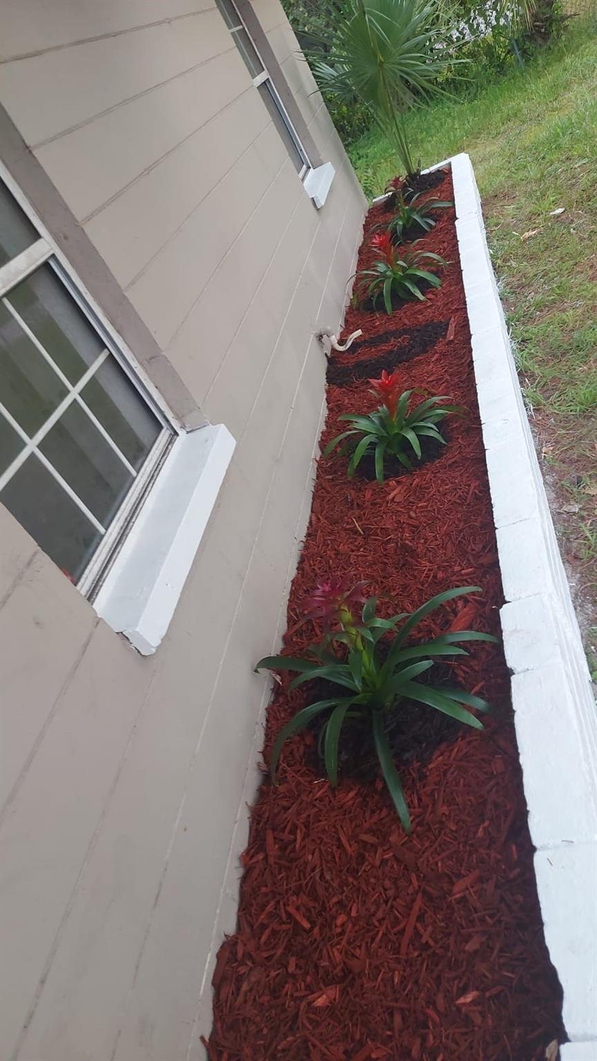 SANTA ANNA PARK - Residential Lease