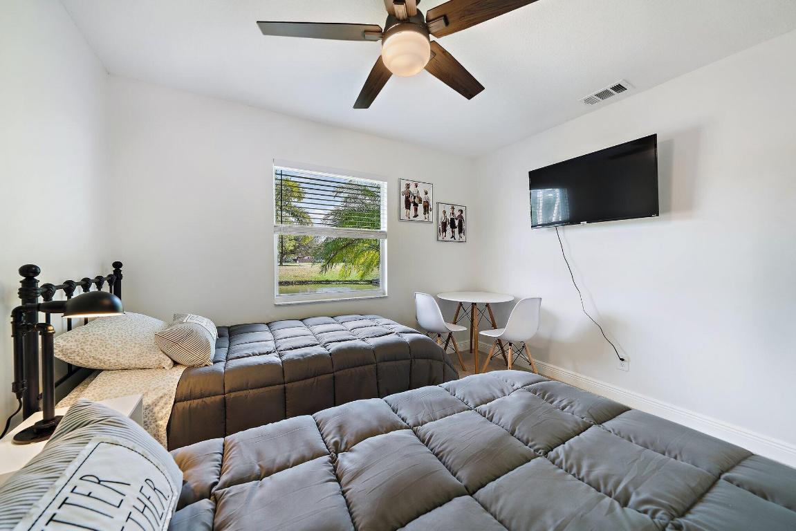 SOUTH SHORE NO 1 OF WELLINGTON - Residential Lease