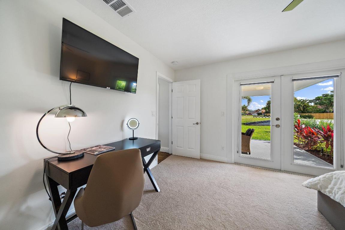 SOUTH SHORE NO 1 OF WELLINGTON - Residential Lease