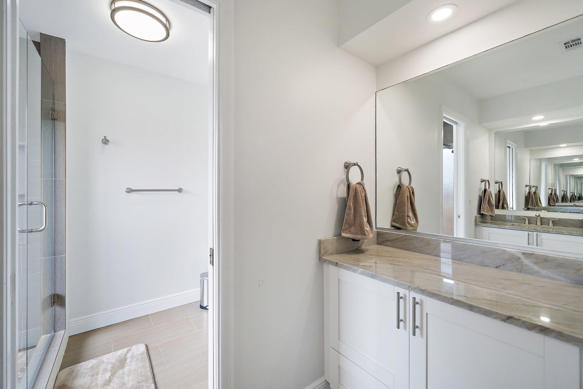 SOUTH SHORE NO 1 OF WELLI - Residential Lease