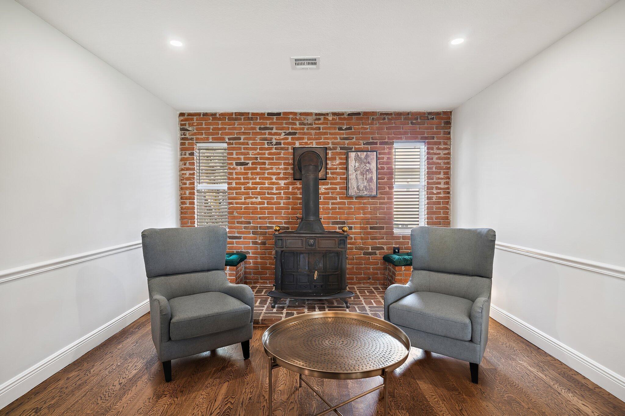 SOUTH SHORE NO 1 OF WELLI - Residential Lease