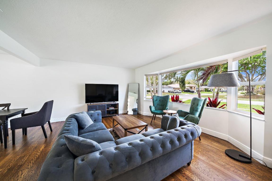 SOUTH SHORE NO 1 OF WELLINGTON - Residential Lease