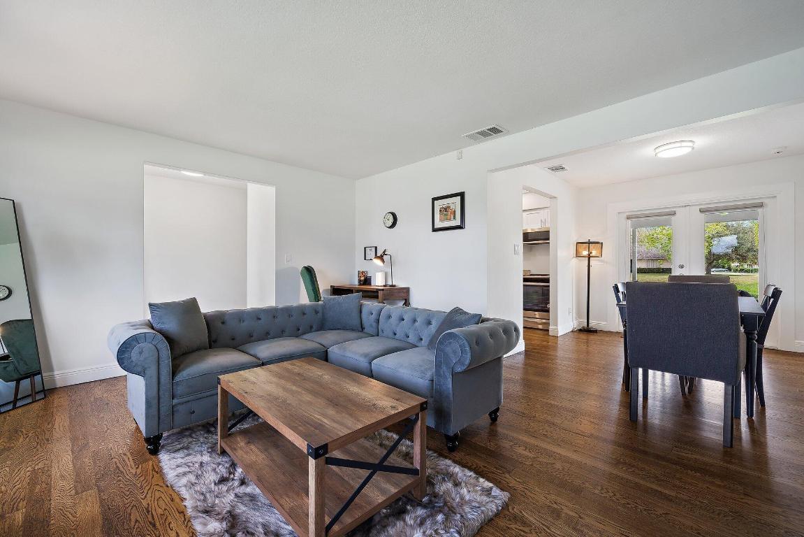 SOUTH SHORE NO 1 OF WELLINGTON - Residential Lease