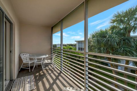 A home in Lake Worth