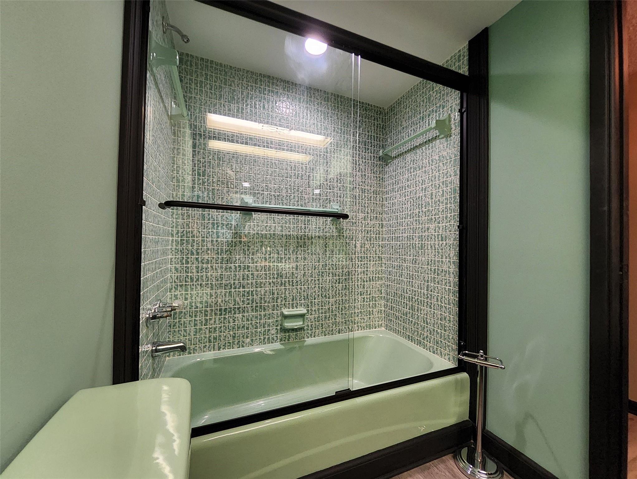 PALM AIRE - Residential