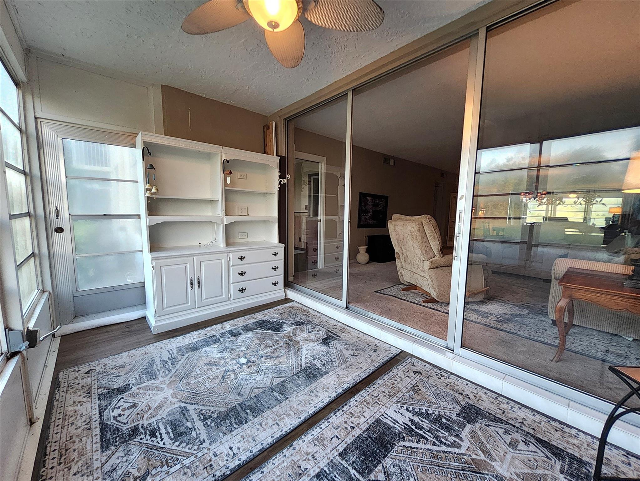 PALM AIRE - Residential