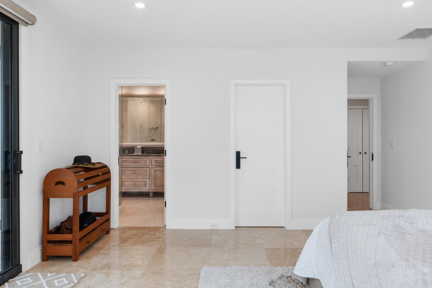 POLO ISLAND CONDO - Residential Lease