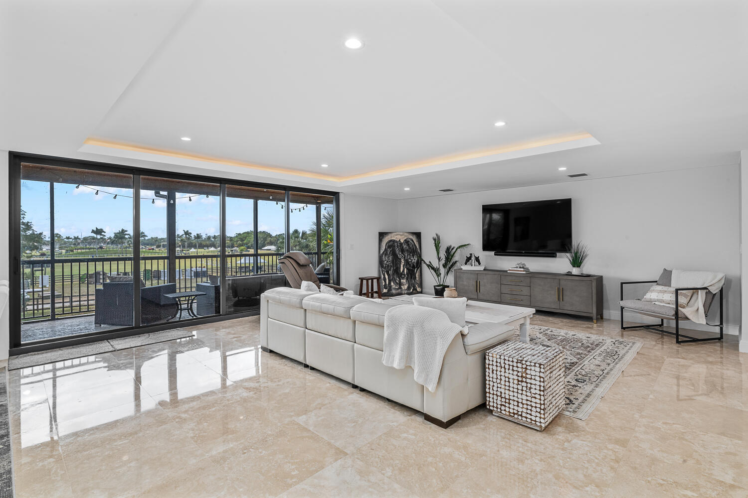 POLO ISLAND CONDO - Residential Lease