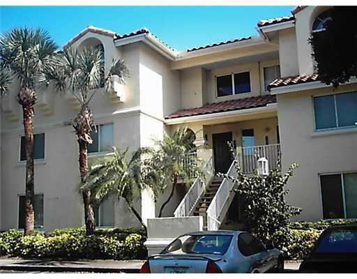 Welcome to The Sterling, one of West Palm Beach's most dynamic communities! Amenities galore, including tennis, pool, hot tub, gym, steam room and much more. Private, gated and secure. 1 br unit wit water view of lake, and ready for you! Stainless steel appliances, washer/dryer in unit, close to shopping, I95, downtown WPB and beaches.
