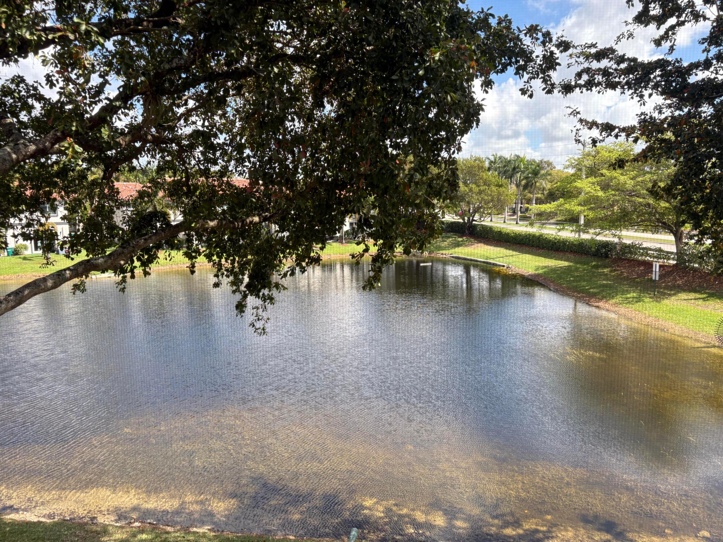 SOUTHAMPTON CONDOMINIUM I - Residential