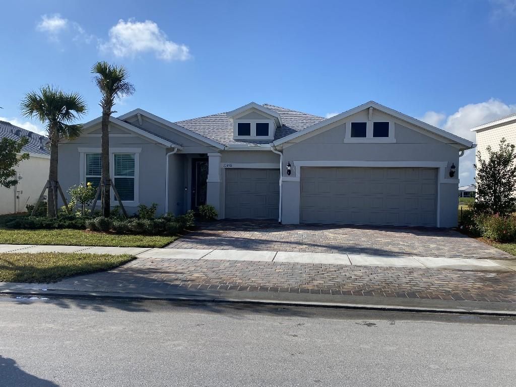 Photo of 10478 SW Captiva Dr, Port Saint Lucie, FL 34987 (MLS # F10312822)