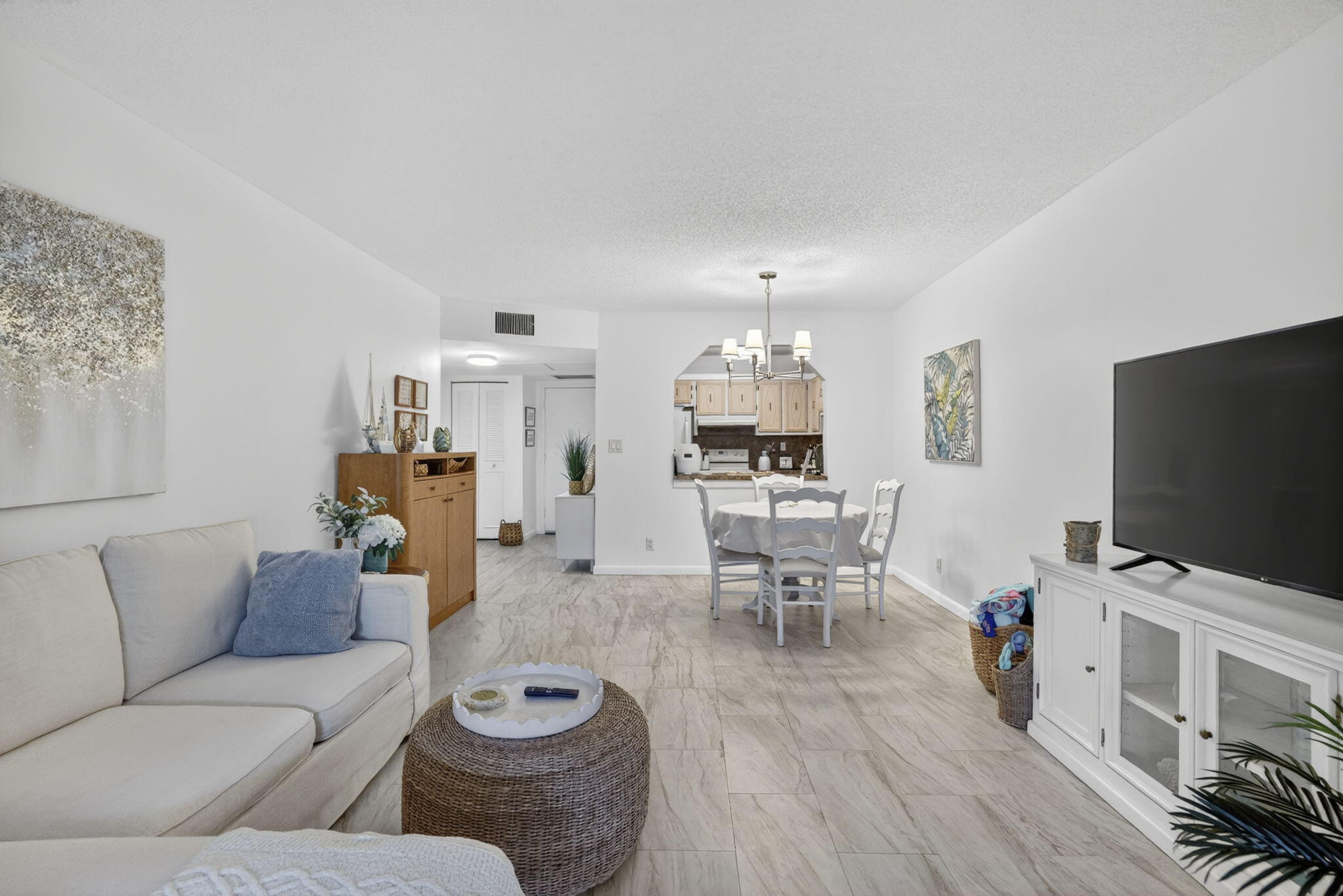 MEADOWS CONDO - Residential