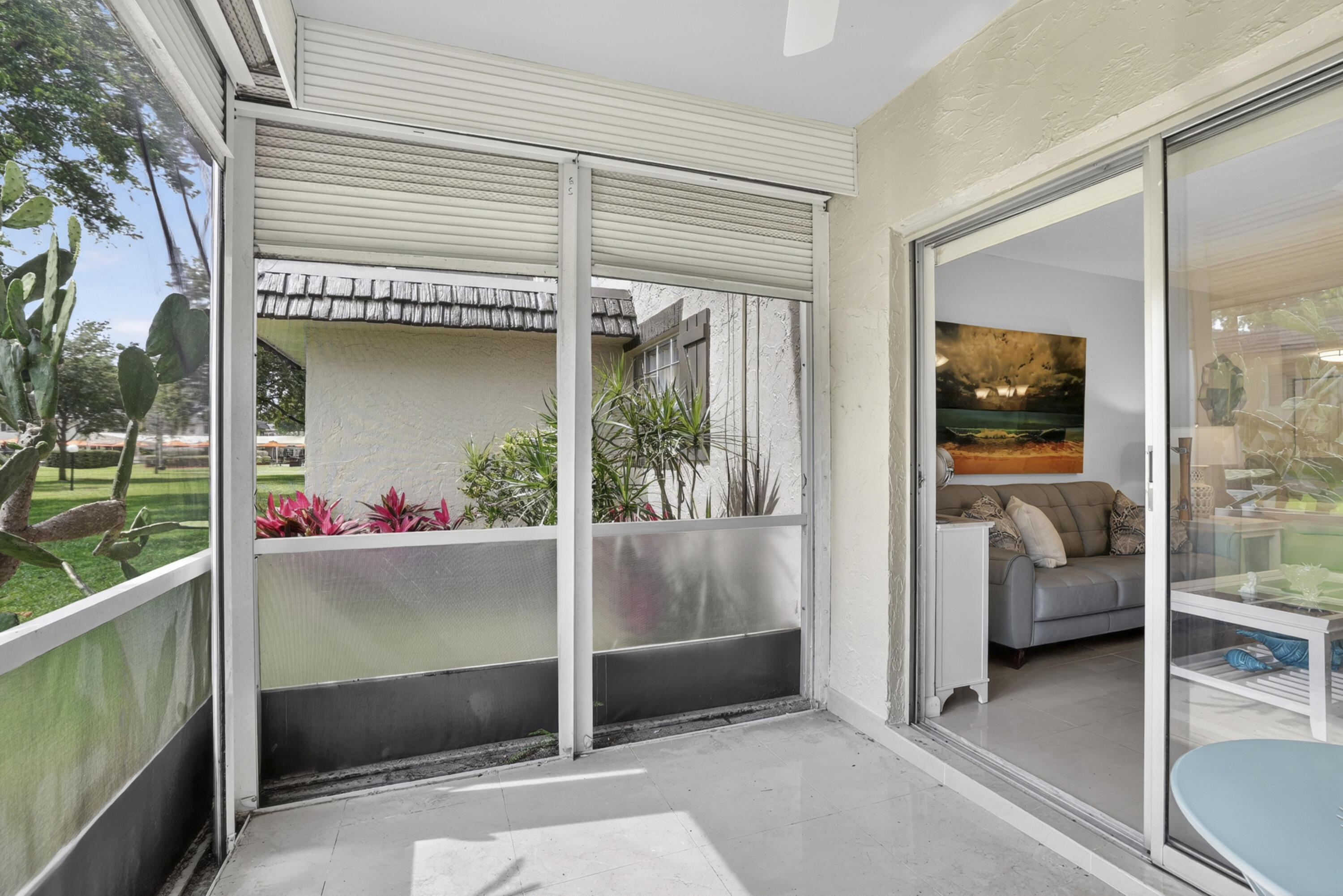 MEADOWS CONDO - Residential