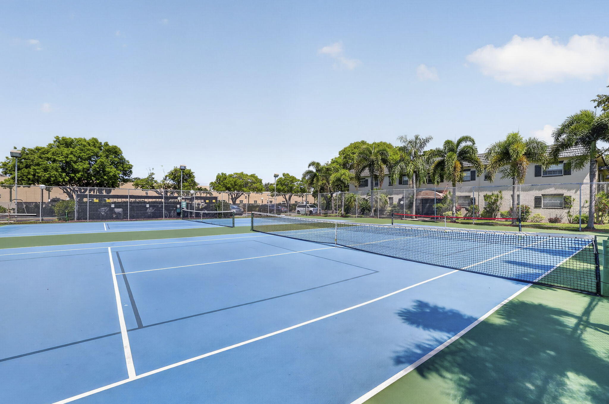 MEADOWS CONDO - Residential