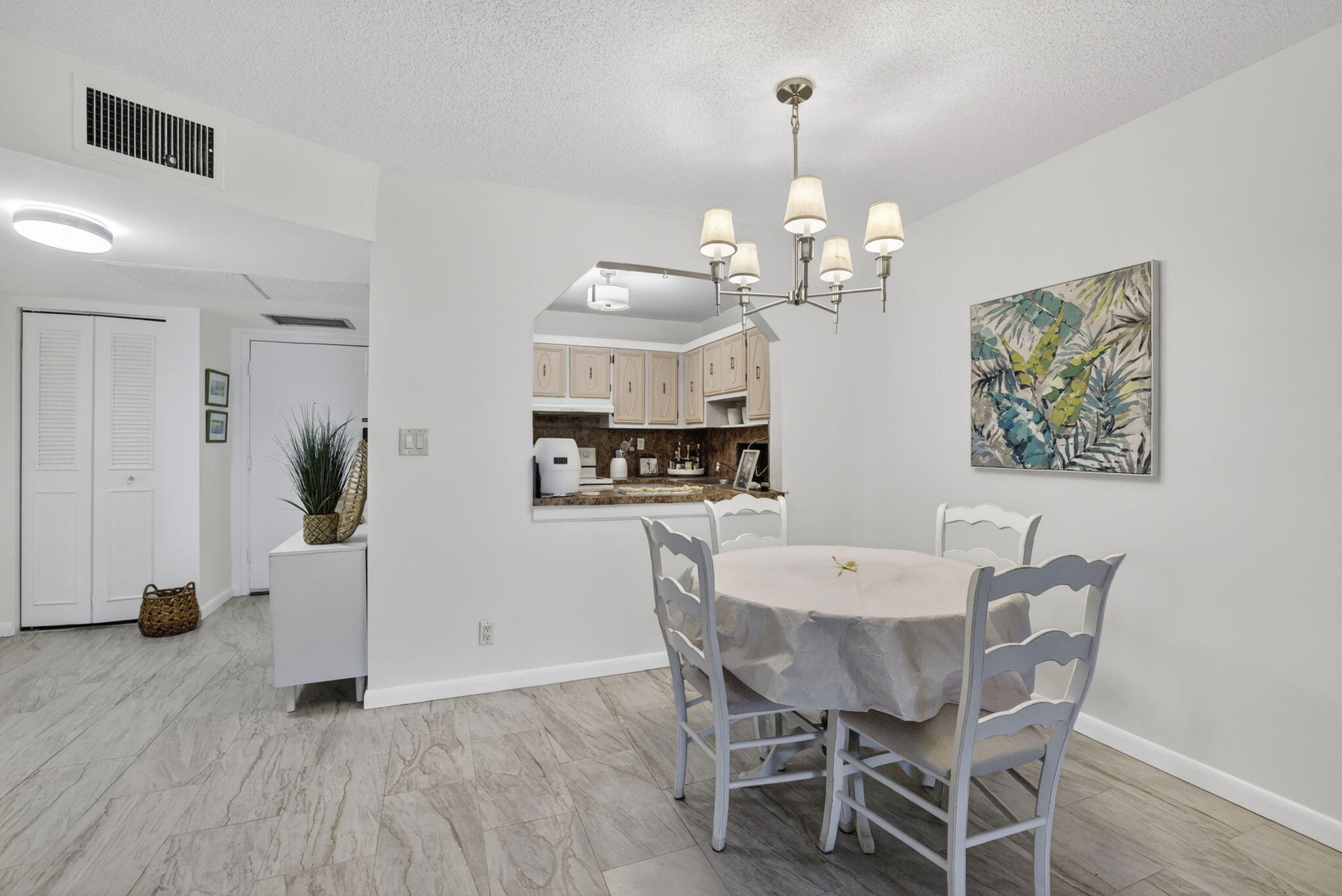 MEADOWS CONDO - Residential