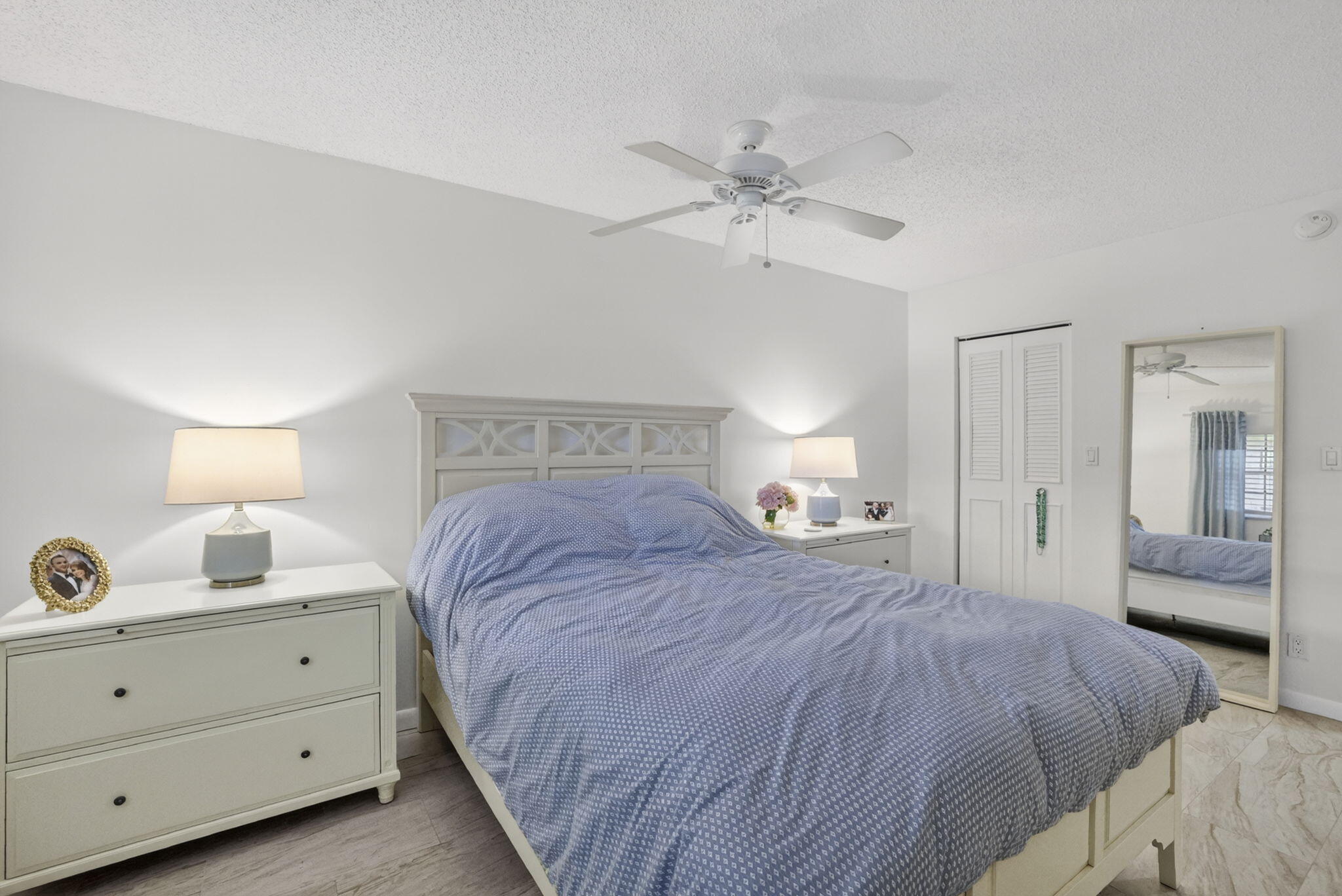 MEADOWS CONDO - Residential