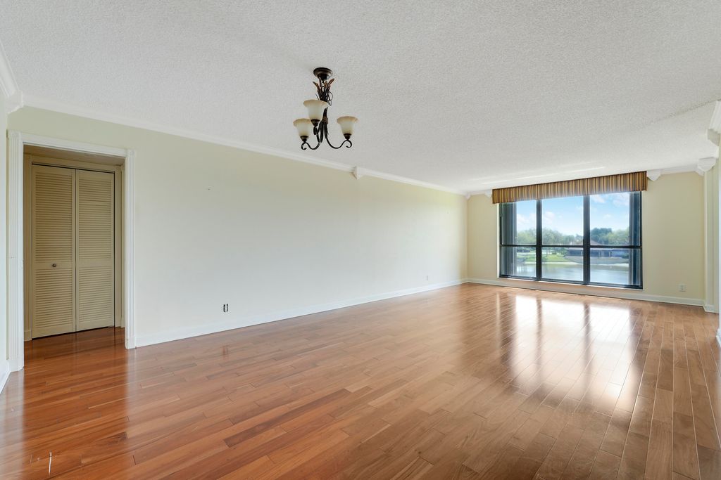 Photo of 5344 Woodland Lakes Drive, Palm Beach Gardens, FL 33418 (MLS # B26006659)