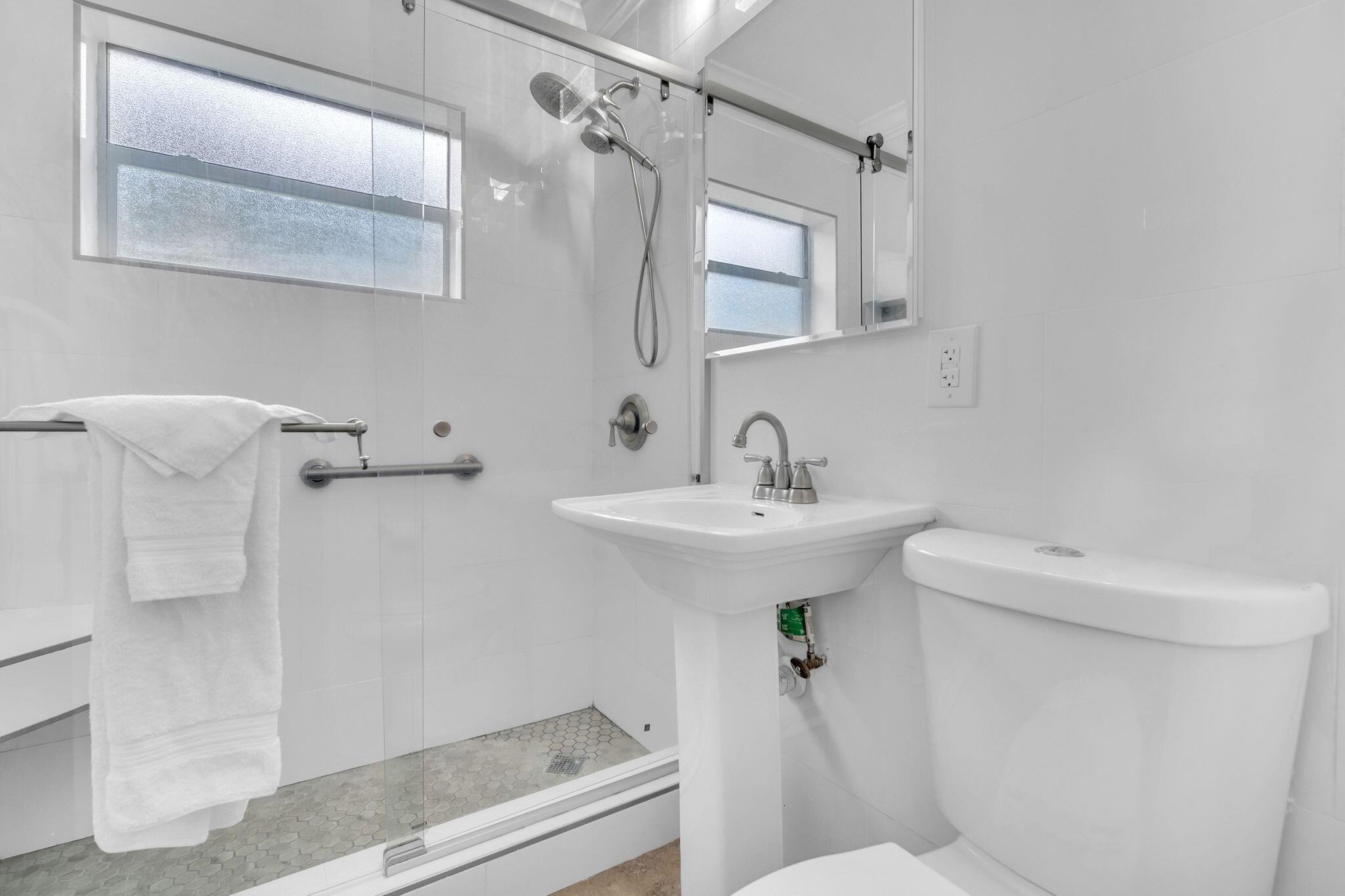 COLLIER MANOR - Residential