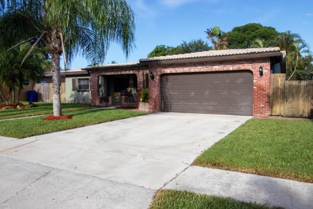 149 NW 77th Ave