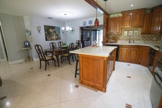 149 NW 77th Ave