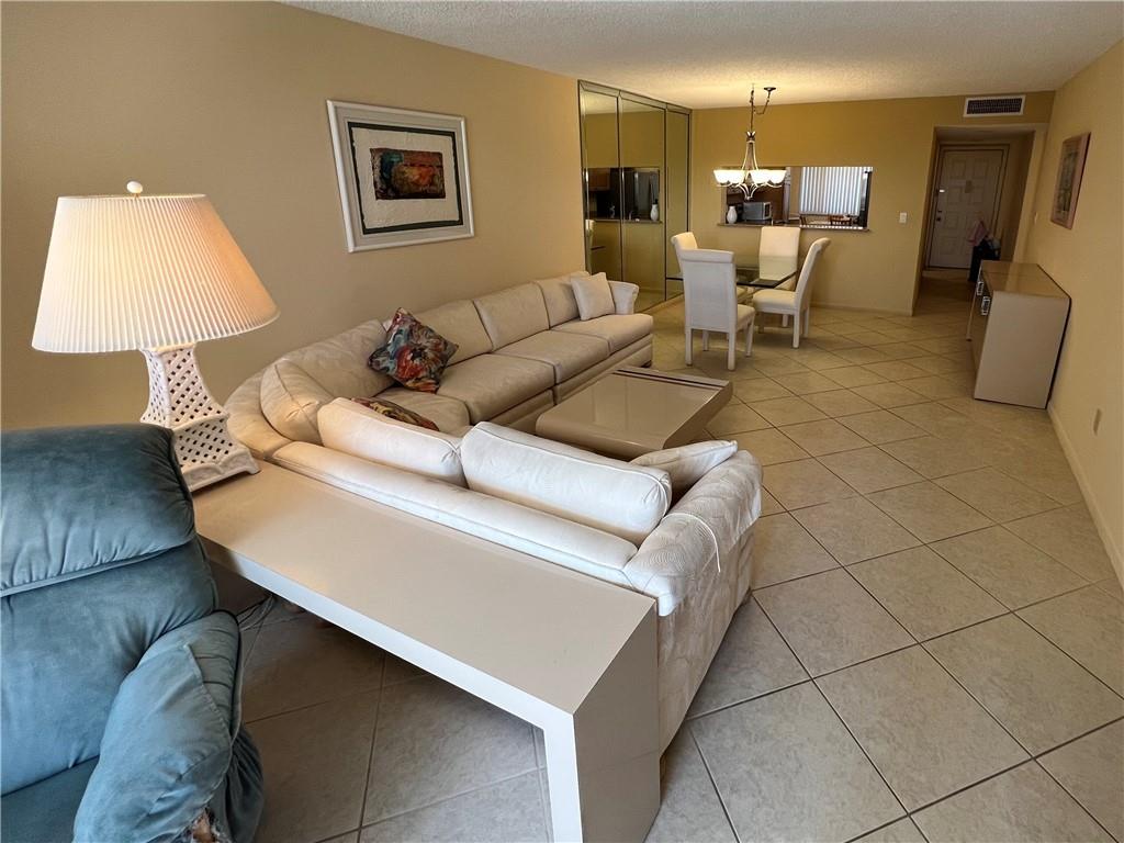 Clairmont - Residential