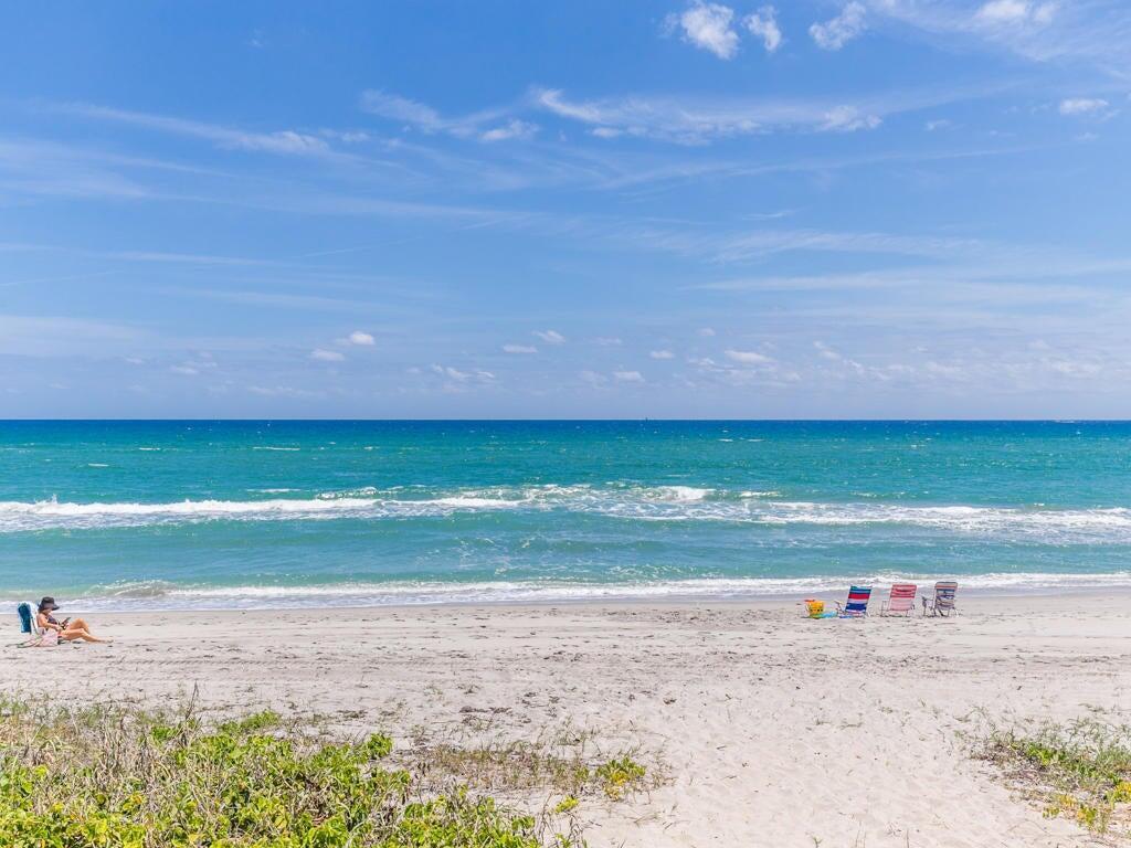 PENTHOUSE TOWERS CONDO - Residential Lease