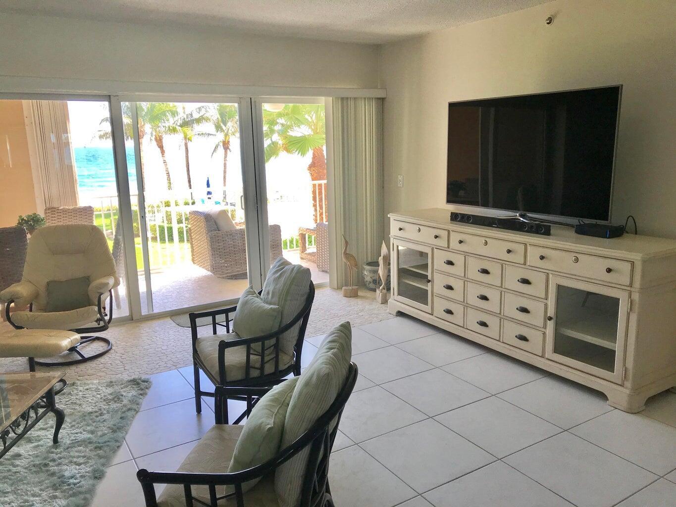 PENTHOUSE TOWERS CONDO - Residential Lease