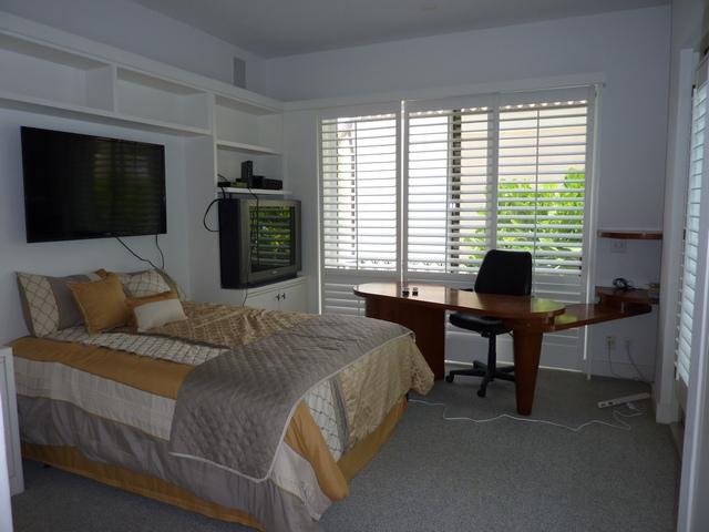 VILLA PLATI TOWNHOMES - Residential