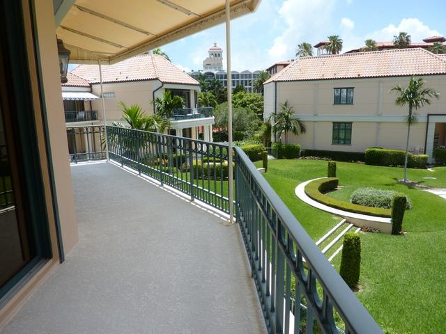 VILLA PLATI TOWNHOMES - Residential