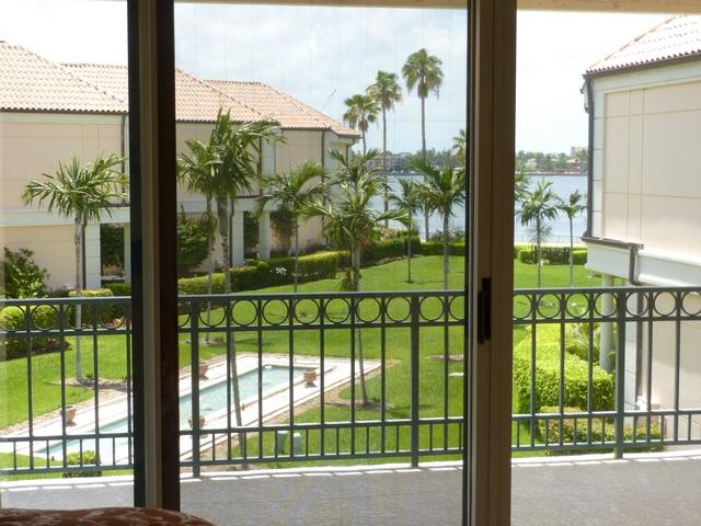 VILLA PLATI TOWNHOMES - Residential