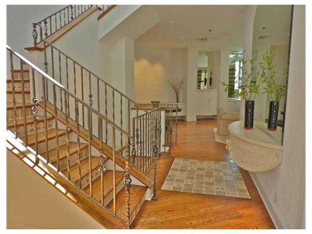 VILLA PLATI TOWNHOMES - Residential