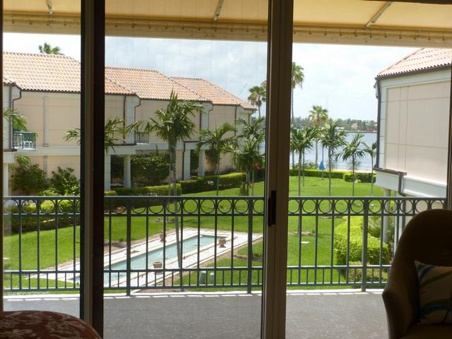 VILLA PLATI TOWNHOMES - Residential