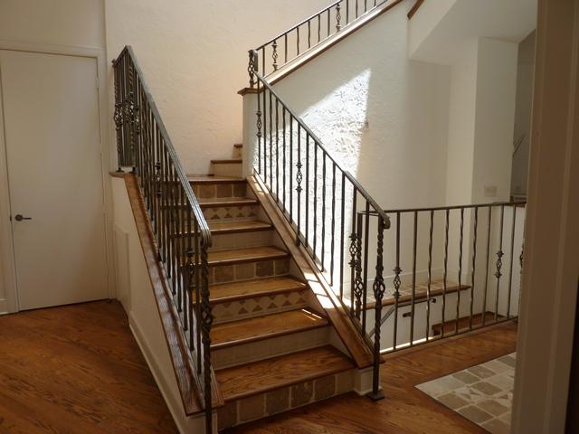 VILLA PLATI TOWNHOMES - Residential