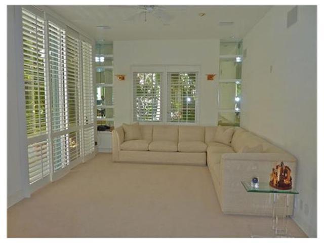 VILLA PLATI TOWNHOMES - Residential