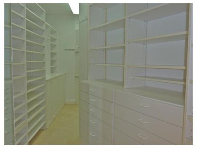 VILLA PLATI TOWNHOMES - Residential