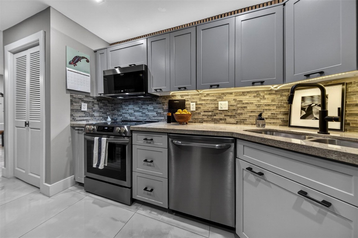 Manor Grove Village IV - Residential