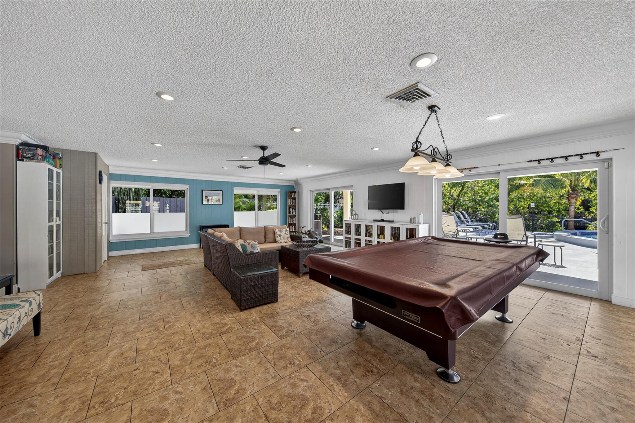 Manor Grove Village IV - Residential