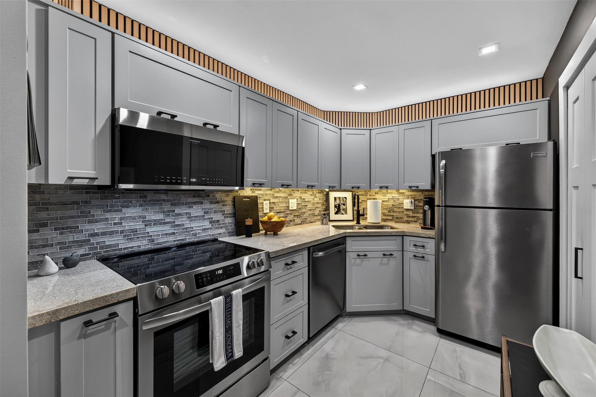 Manor Grove Village IV - Residential