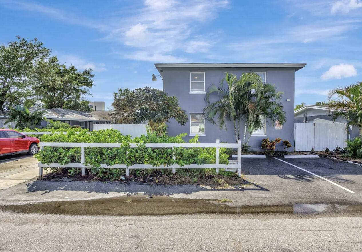 107 E 27th Street 1 -12