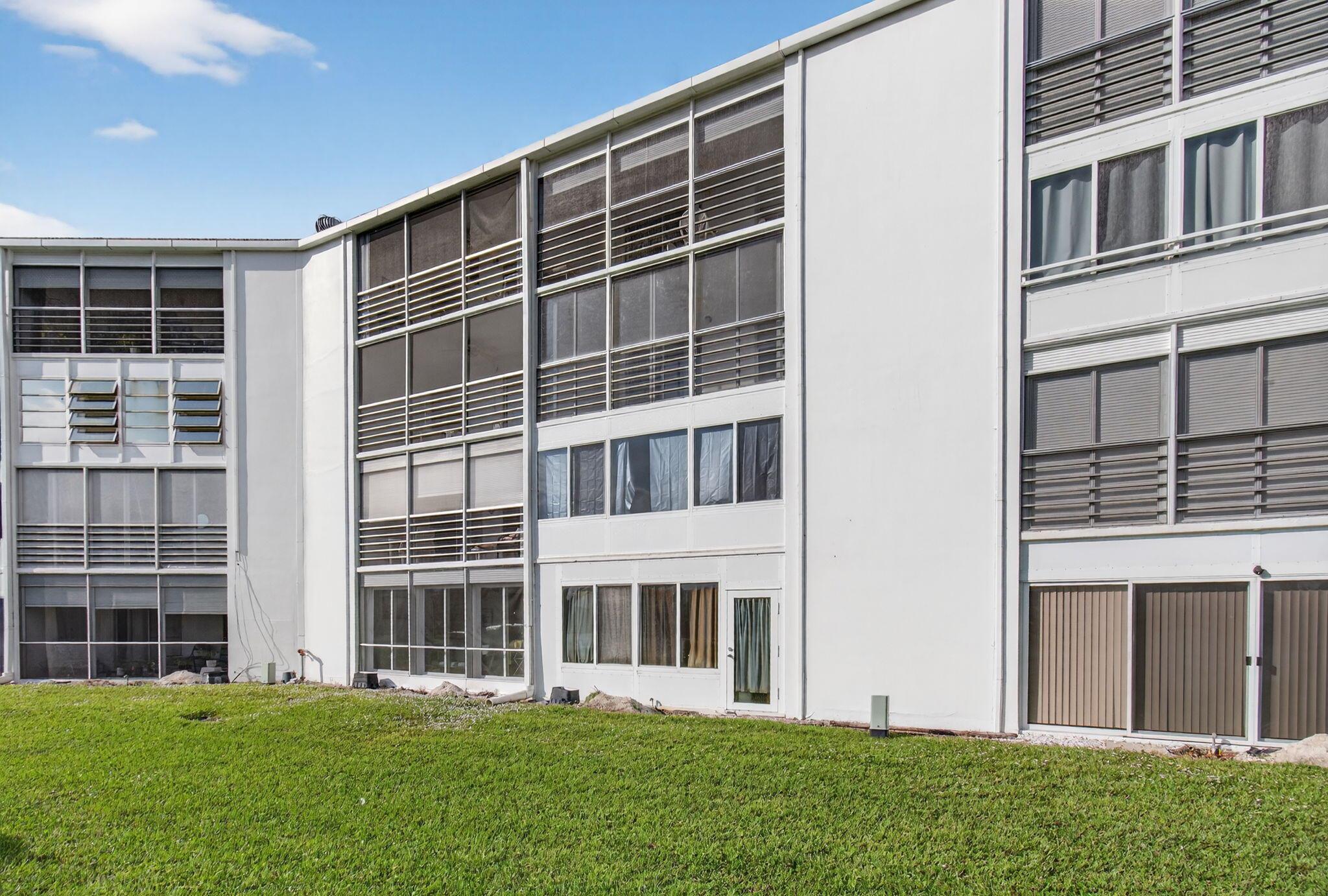 CENTURY VILLAGE - Residential